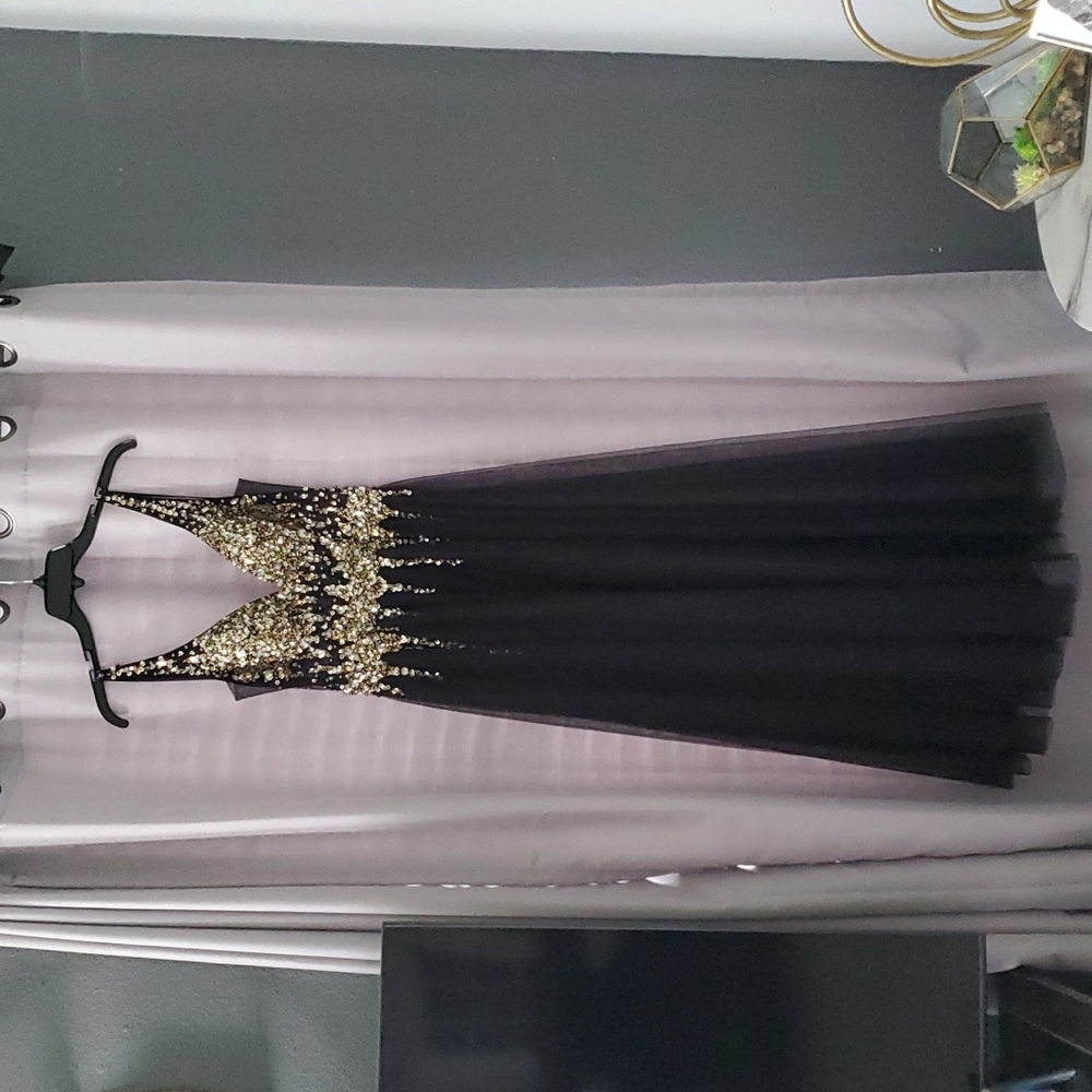 GB black dress with silver/gold size 7